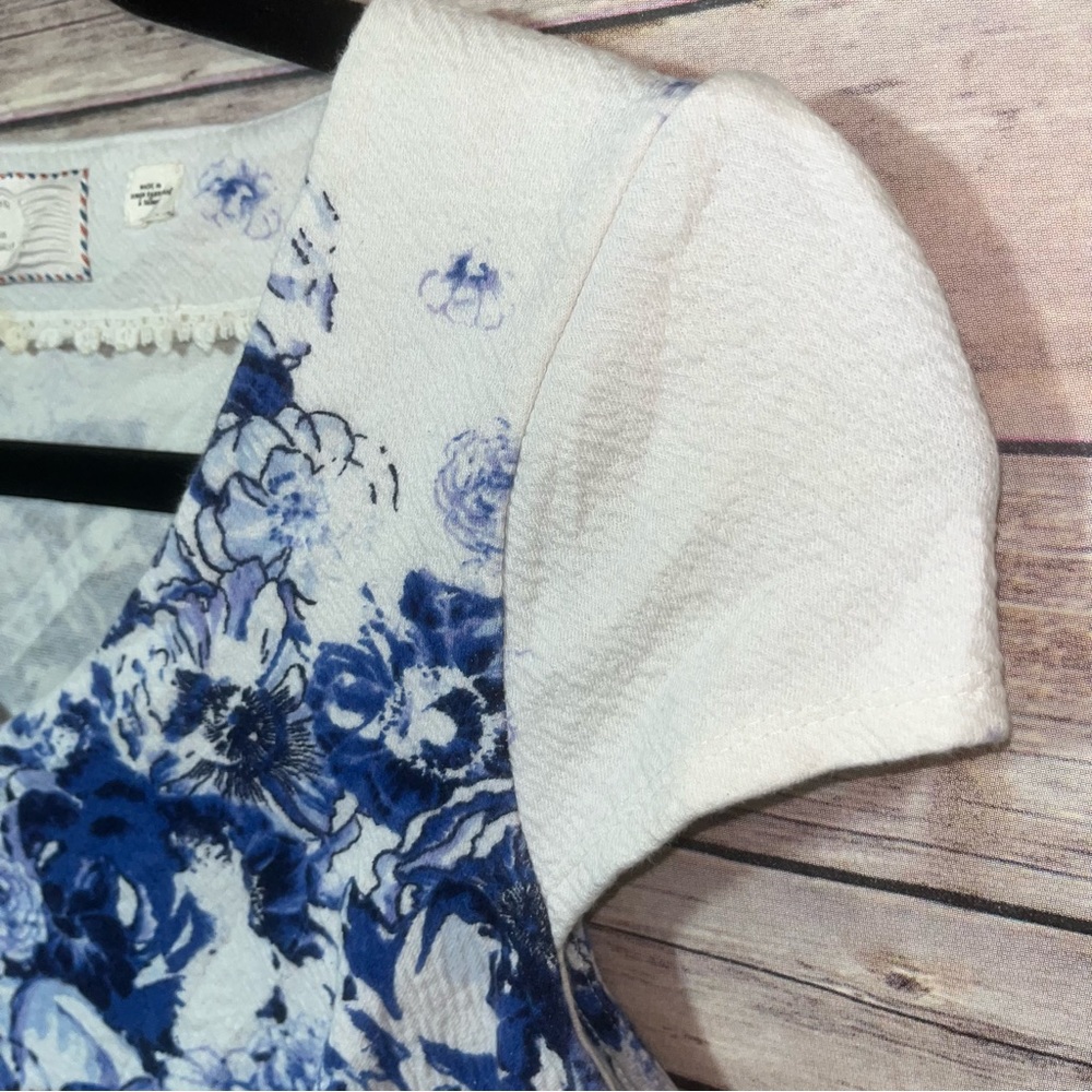 Postage Stamp Anthropologie Top Blue White Size XS D1 - Picture 4 of 7